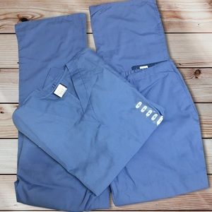 NWT Cherokee Workwear Full Set Scrubs Ceil Blue Top and bottom Size Small